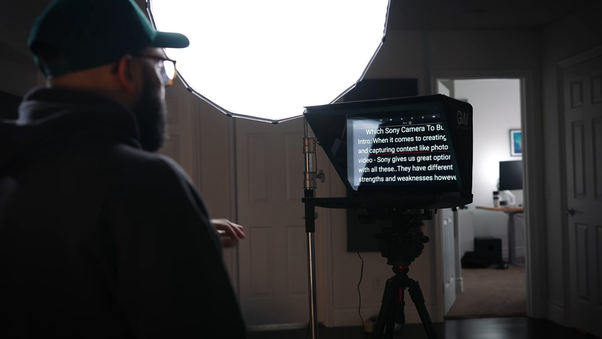7 Best Teleprompters For Professional Videos 2024 Lights, Camera