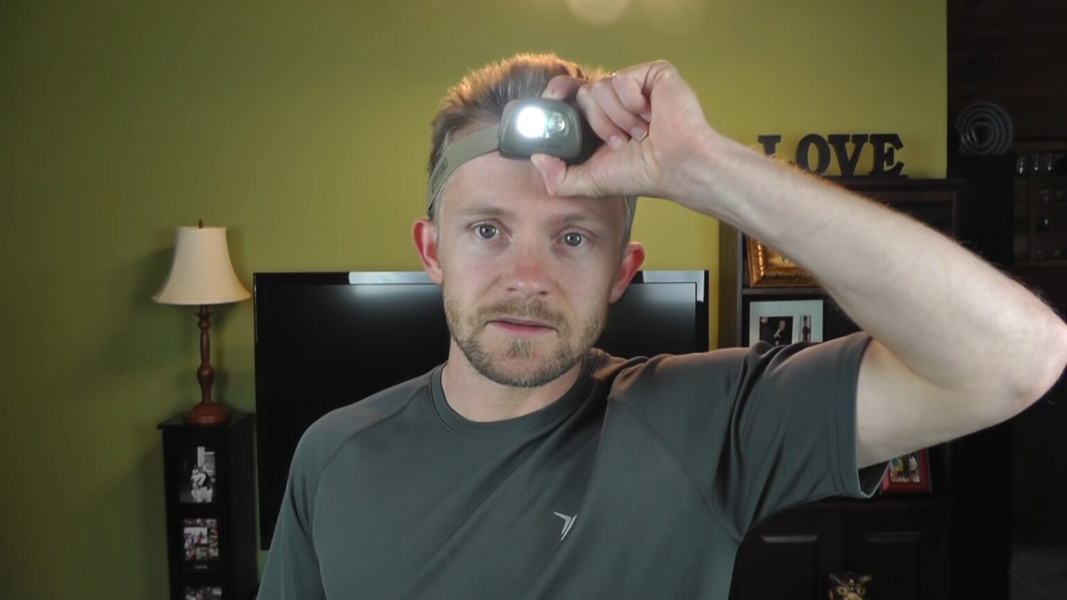 7 Best Headlamp For Reading 2024 Read Anywhere, Anytime Midland Authors