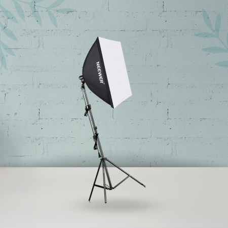 Neewer 700W Professional Kit with Softbox