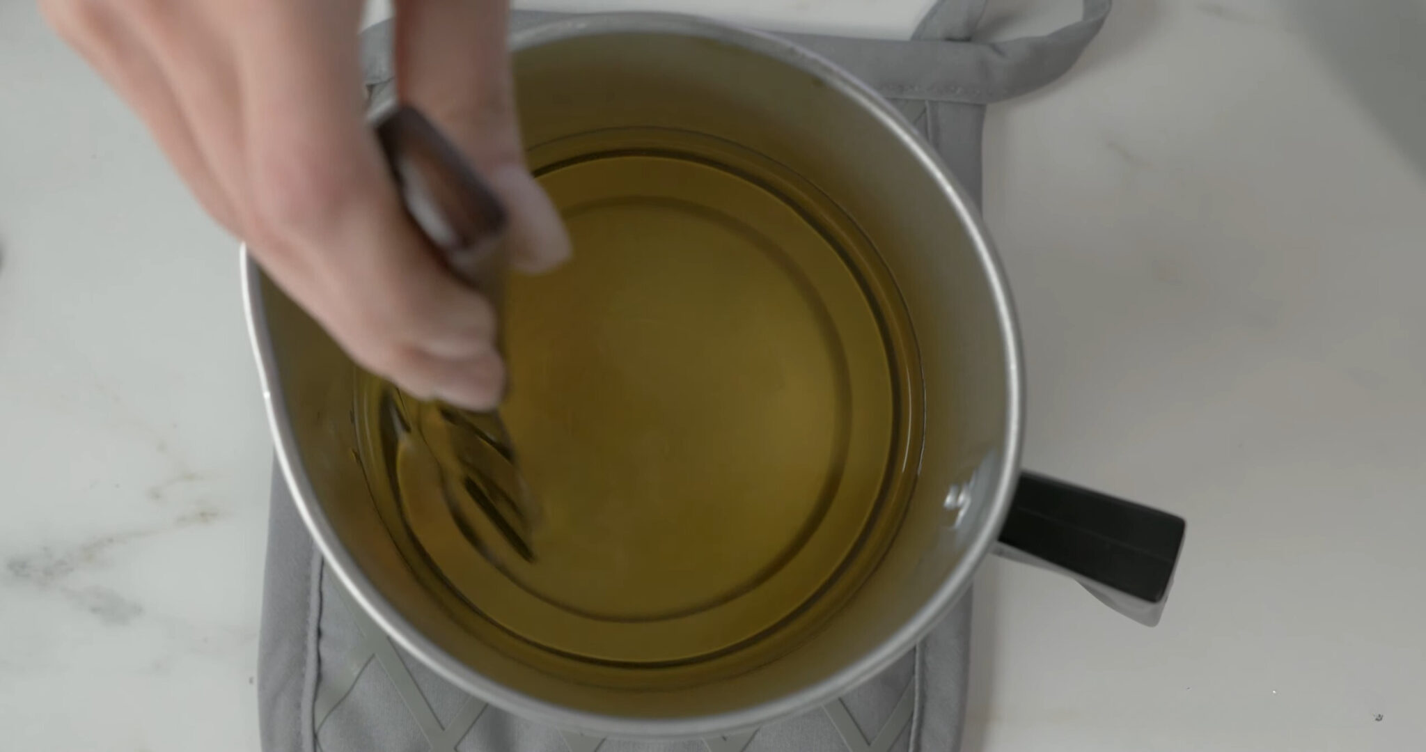 How to Dispose of Lamp Oil? The Ultimate Hack!