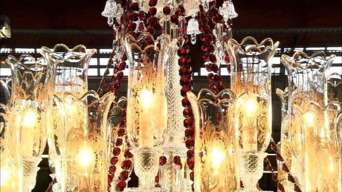 Use the Power of Simple Lights from Crystal Chandeliers